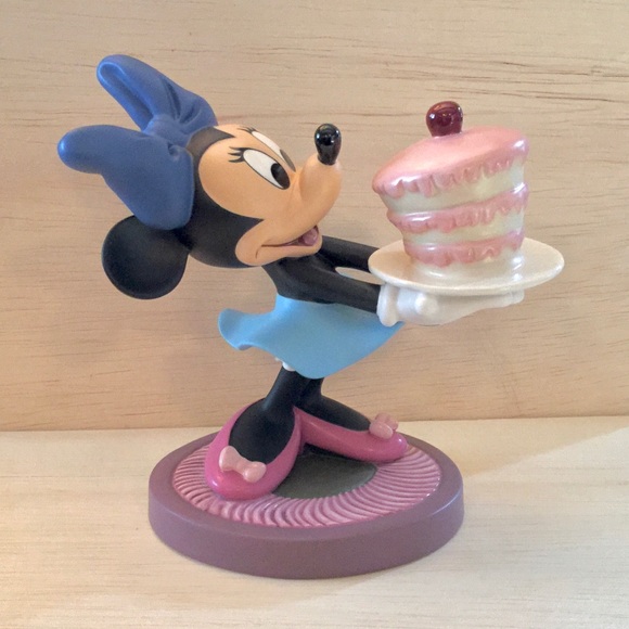 Disney Other - WDCC MINNIE MOUSE “FOR MY SWEETIE”